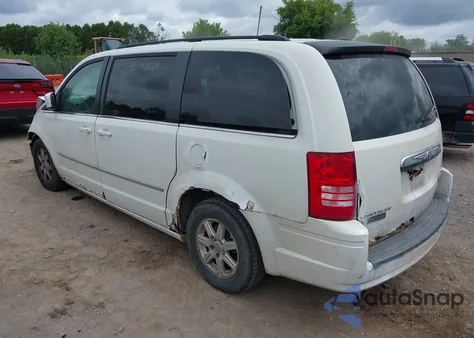 2009 Chrysler Town & Country Touring из США, поврежденный, VIN 2A8HR541X9R625204